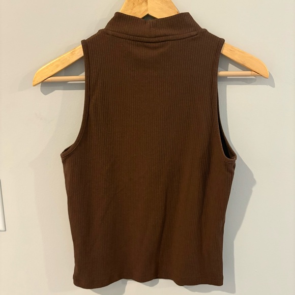 Old Navy Brown Ribbed Tank Top - Medium - Picture 2 of 4